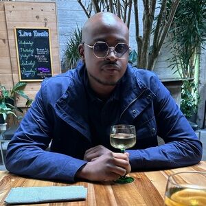 Meet your Posher, Lloyd